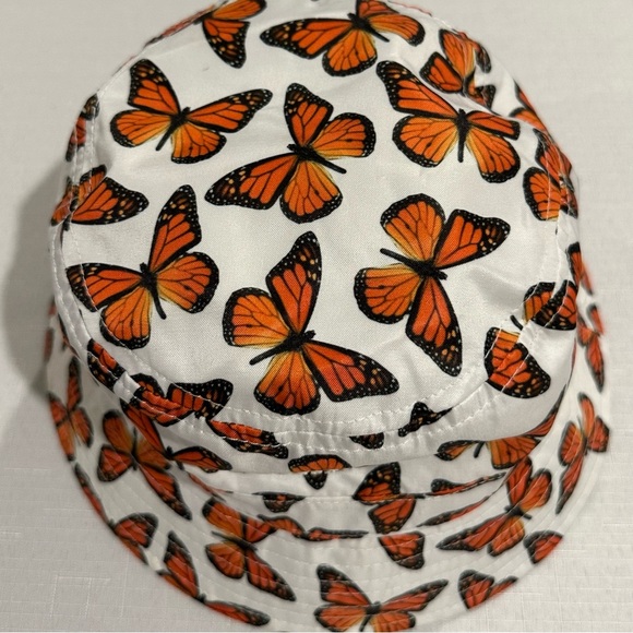 Petals and Peacocks Monarch Butterfly Bucket Hat - OS - Picture 4 of 9